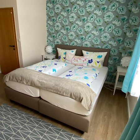 Hotel Garni Zum Adenauer Forst Wimbach Eksteriør billede