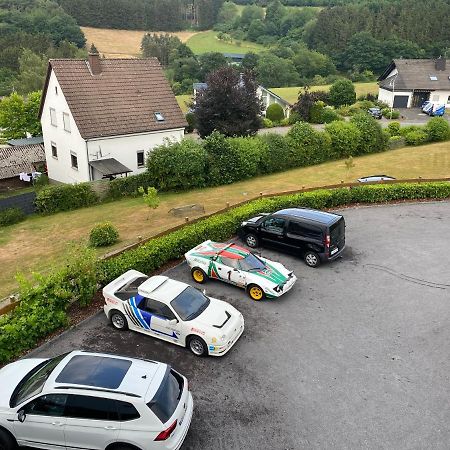 Hotel Garni Zum Adenauer Forst Wimbach Eksteriør billede