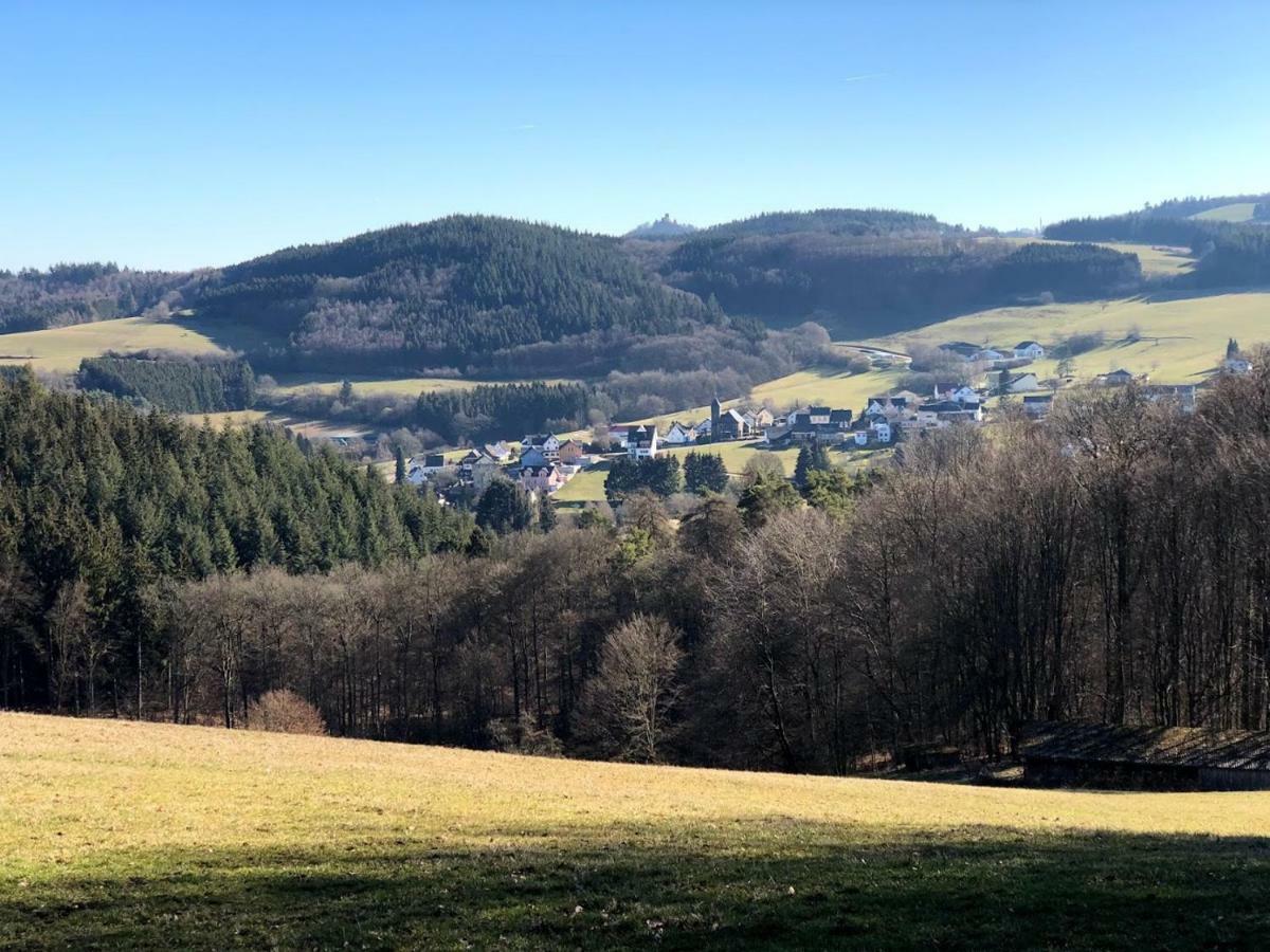 Hotel Garni Zum Adenauer Forst Wimbach Eksteriør billede