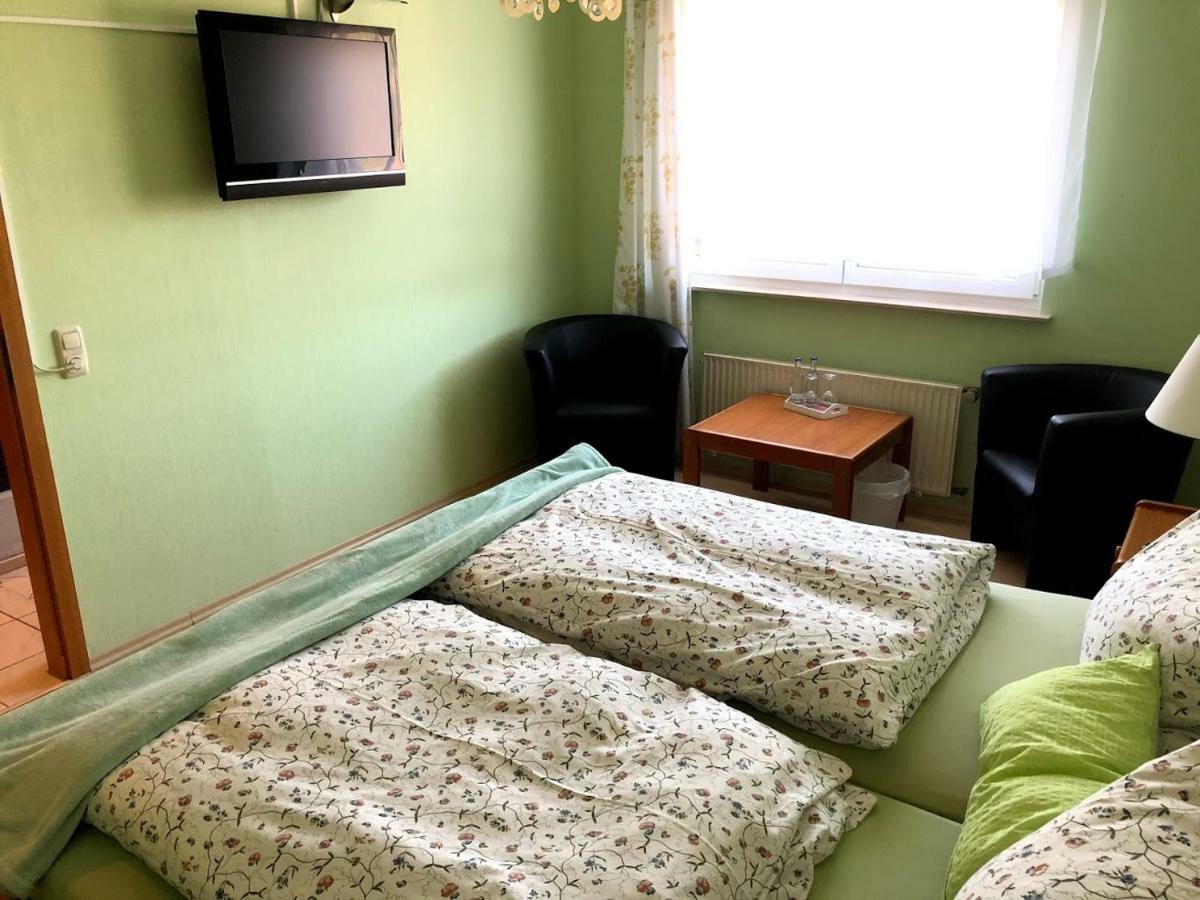 Hotel Garni Zum Adenauer Forst Wimbach Eksteriør billede